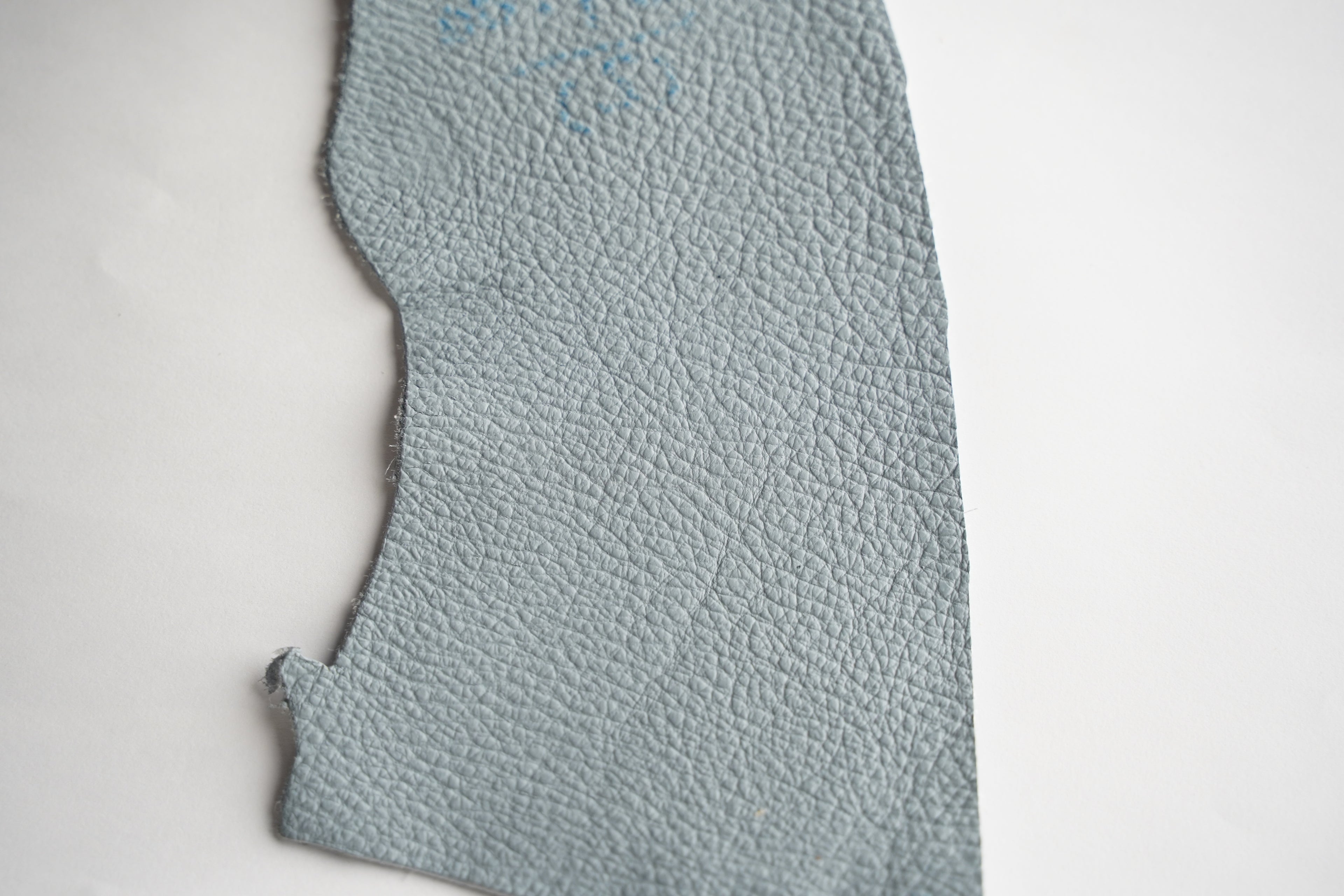 Toronto - Silver Heavy Pebbled Upholstery Cowhide